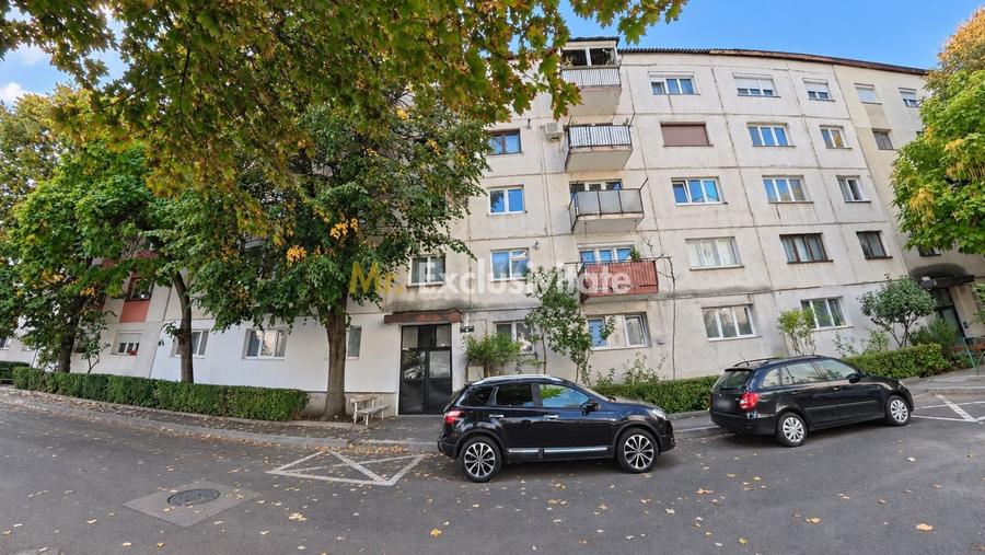 Apartament cu 2 camere semidecomandat, mobilat în Micro 16
