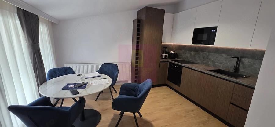Apartament cu 2 camere semidecomandat în Central