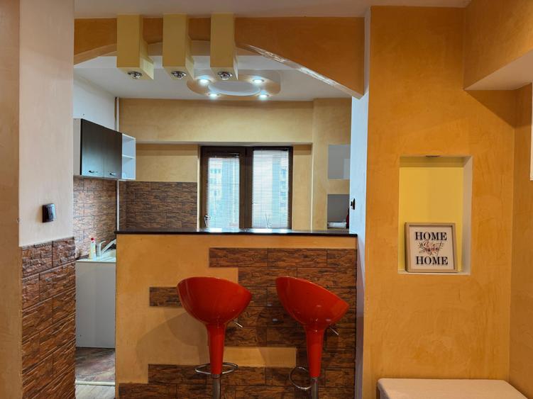 Apartament cu 2 camere decomandat în Central