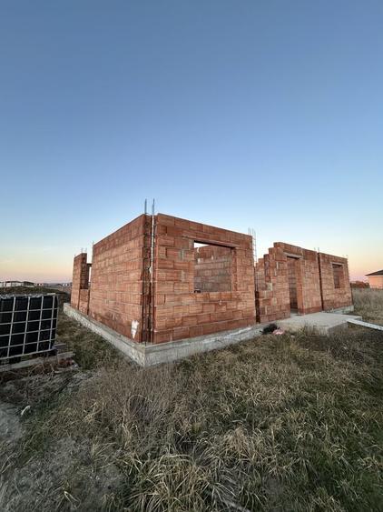 Casă cu 4 camere în Cihei