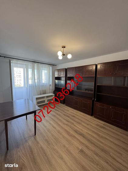 Apartament cu 3 camere decomandat în Drumul Taberei