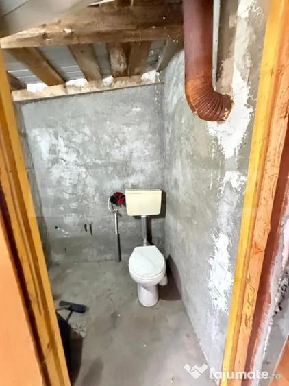 Casă cu 3 camere cu Teren 710 Mp în Central