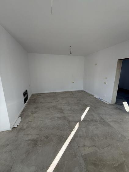 Casă cu 3 camere în Uliuc