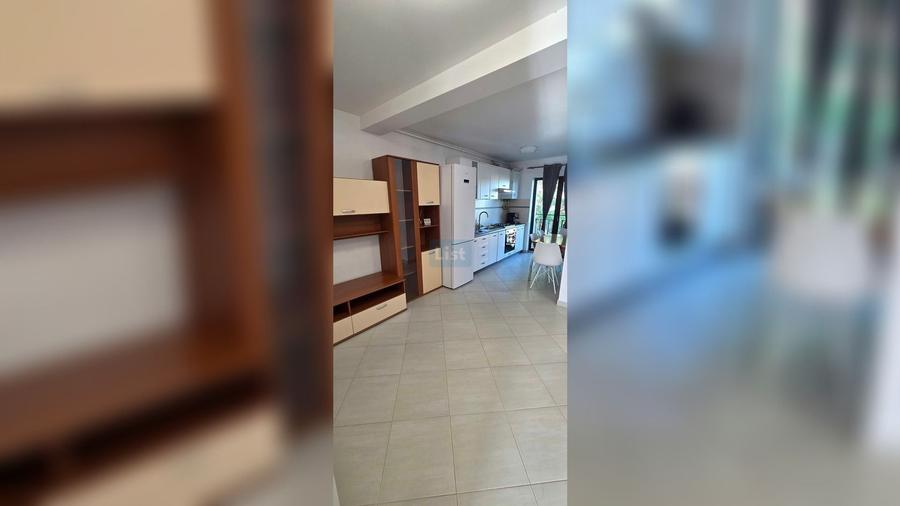 Apartament cu 2 camere decomandat în Între Lacuri