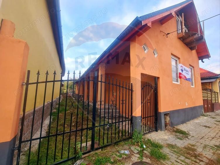 Casă cu 3 camere cu Teren 562 Mp în Central