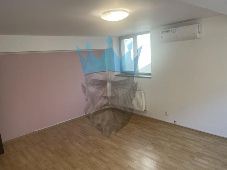 Spațiu comercial, de 79 mp, în Moșilor
