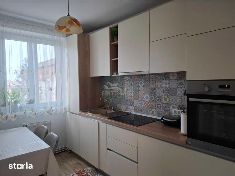 Apartament cu 3 camere decomandat în Central