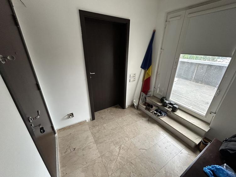 Apartament cu 3 camere decomandat, mobilat în Tomis Nord
