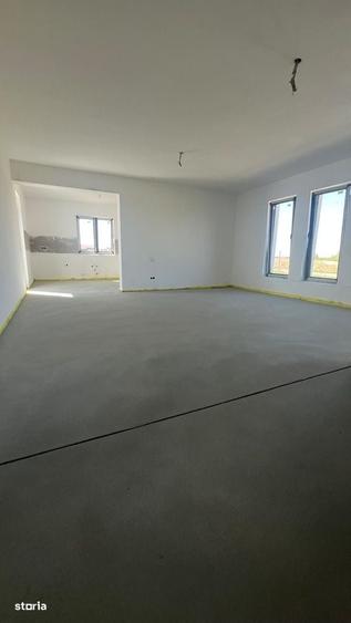 Casă cu 3 camere cu Teren 500 Mp în Central