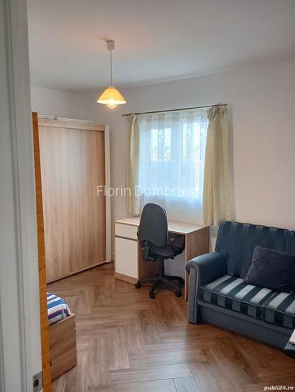 Vand casa ecologica lemn stil canadian cu 800 mp intravilan