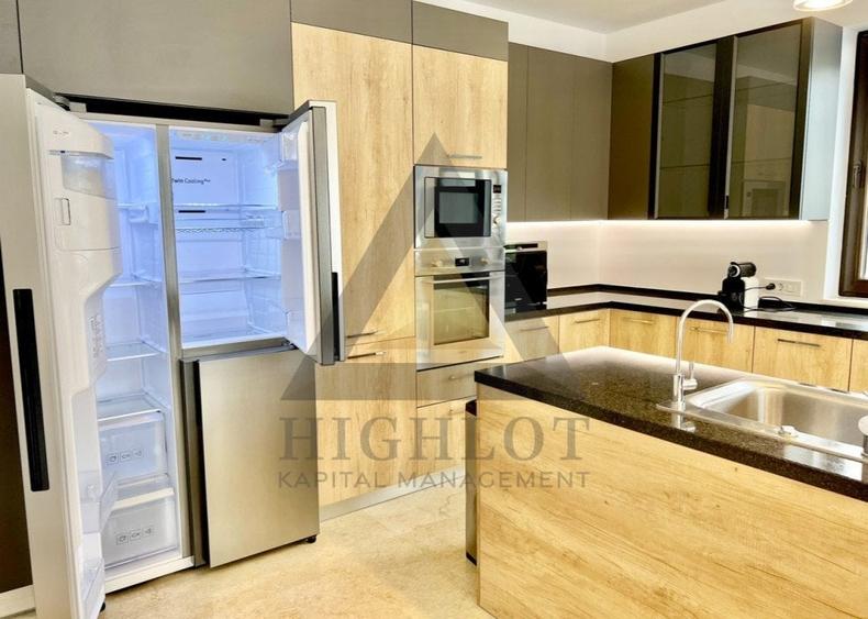 Casă individuală cu 12 camere cu Canalizare în Pipera