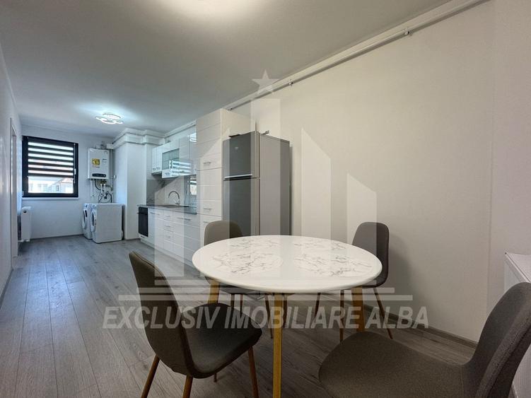 Apartament cu 2 camere decomandat, mobilat în Cetate