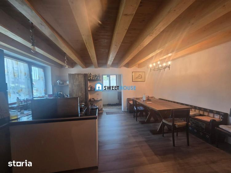 Casă cu 4 camere cu Teren 300 Mp în Central
