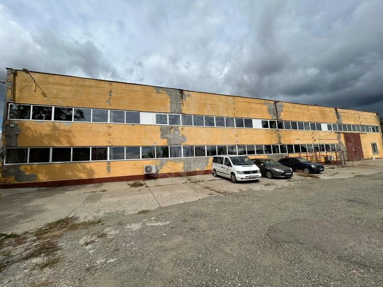 Spațiu industrial, de 2,000 mp, în Nord