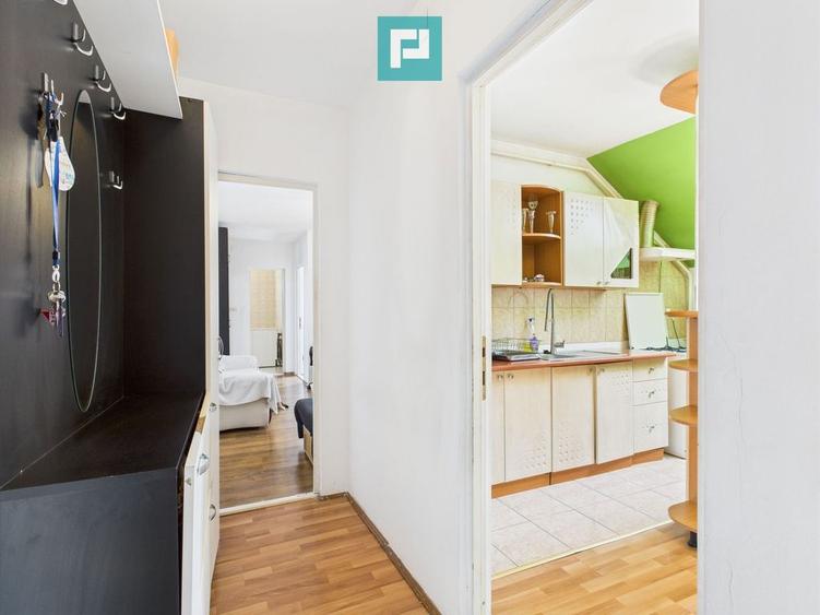 Apartament cu 2 camere semidecomandat în Central