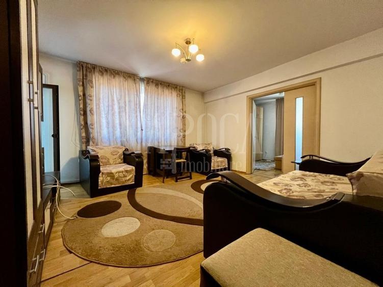 Apartament cu 2 camere semidecomandat în Central — fotografia 1
