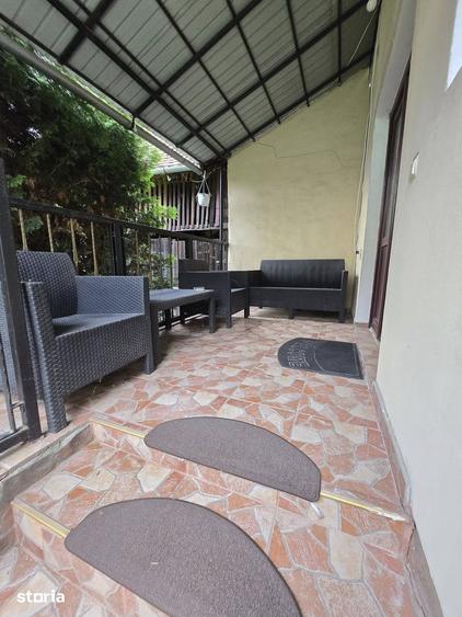 Casă cu 3 camere cu Teren 2466 Mp în Central