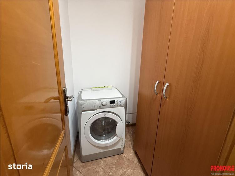 Apartament cu 3 camere decomandat în Mioriței