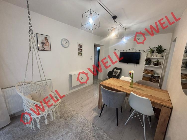Apartament cu 3 camere semidecomandat în Ciucului