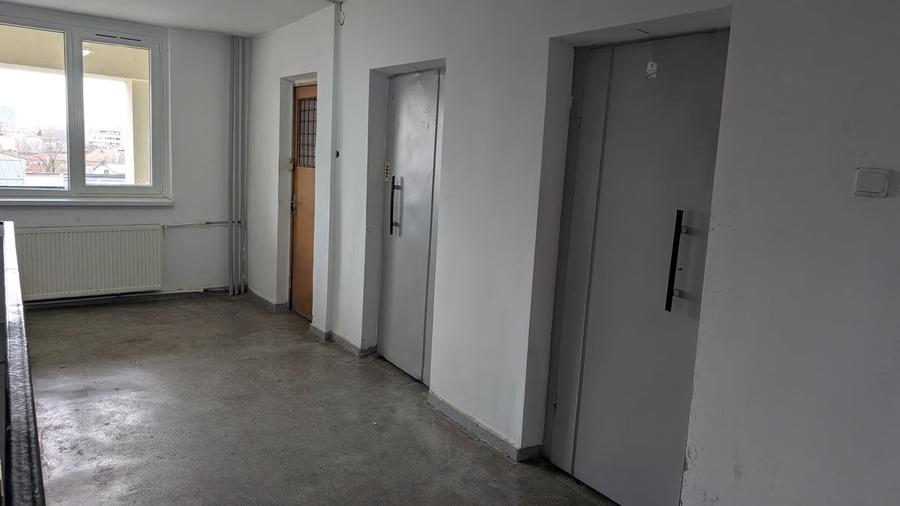 Garsonieră decomandată în Muncii