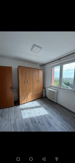Apartament cu 2 camere semidecomandat în Rahova