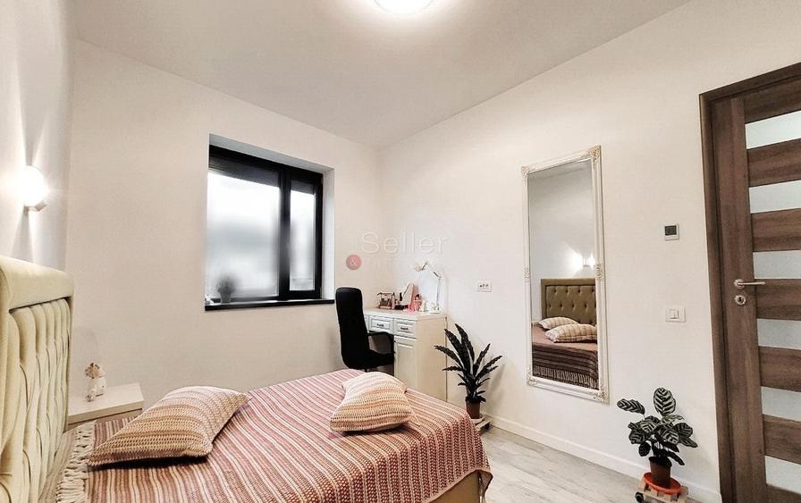 Casă individuală cu 7 camere cu Canalizare în Bartolomeu