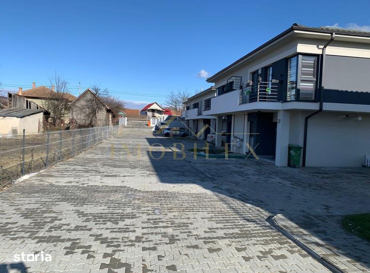 Casă cu 4 camere cu Canalizare în Gilău