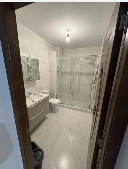 Apartament cu 2 camere decomandat în Florești