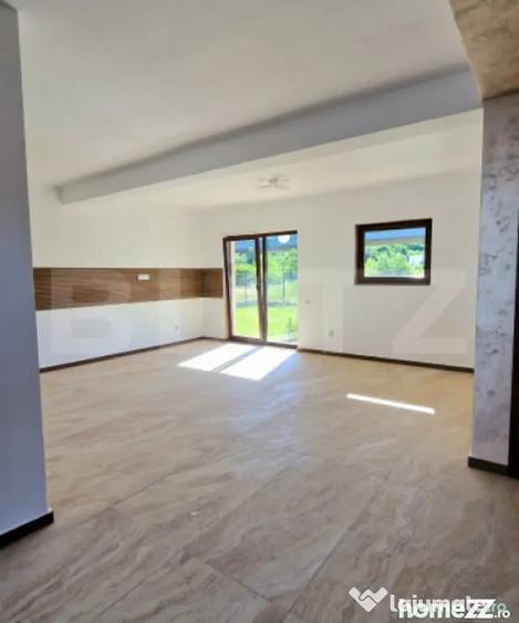 Casă cu 4 camere cu Teren 400 Mp în Luna