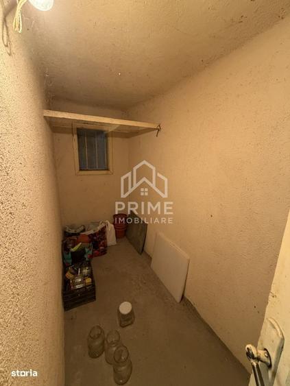 Casă cu 2 camere cu Teren 1032 Mp în Tău