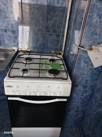 Garsonieră în Est