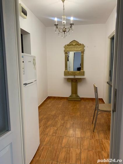 Garsonieră decomandată în Central