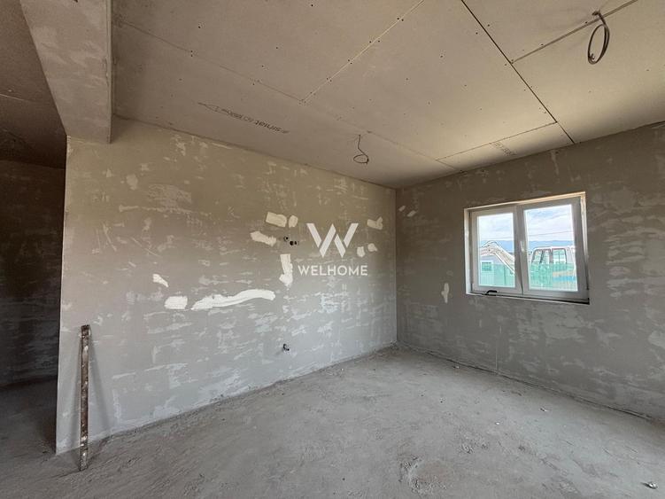 Duplex cu 4 camere cu Canalizare în Mohu