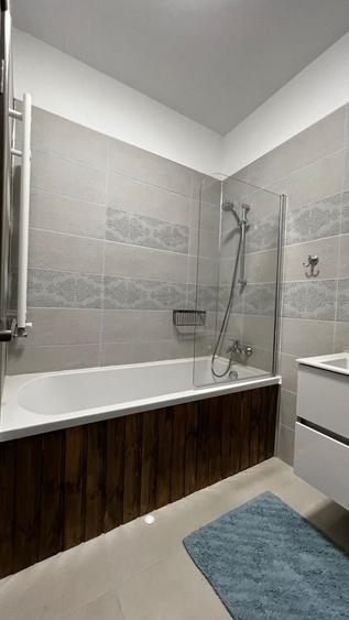 Apartament cu 3 camere decomandat, mobilat în Unirii