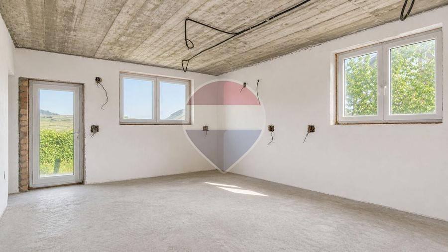 Casă individuală cu 10 camere cu Piscina în Bunloc