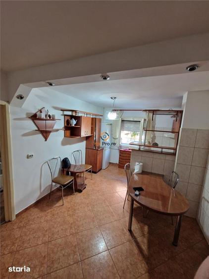 Apartament cu 2 camere decomandat în Steaua