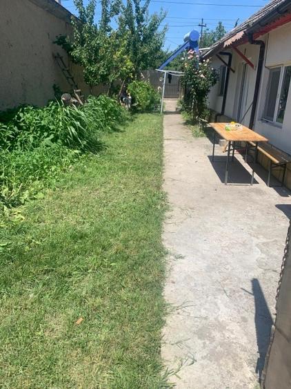 Casă individuală cu 3 camere cu Teren 600 Mp în Jurilovca