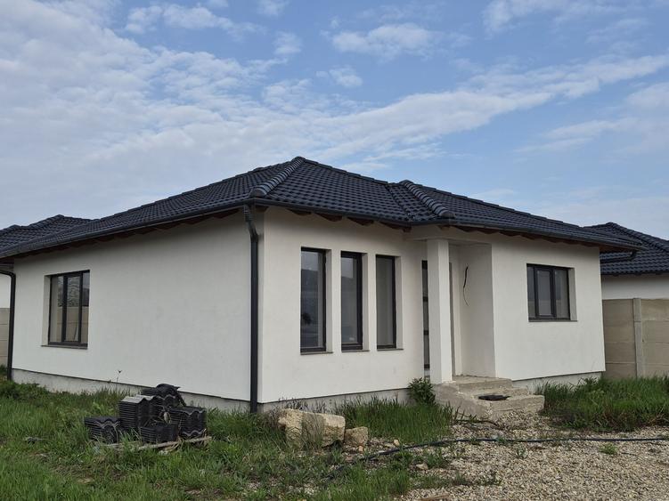 Vand casa noua in Osorhei - 4