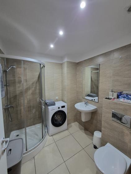 Apartament cu 2 camere semidecomandat în Băneasa