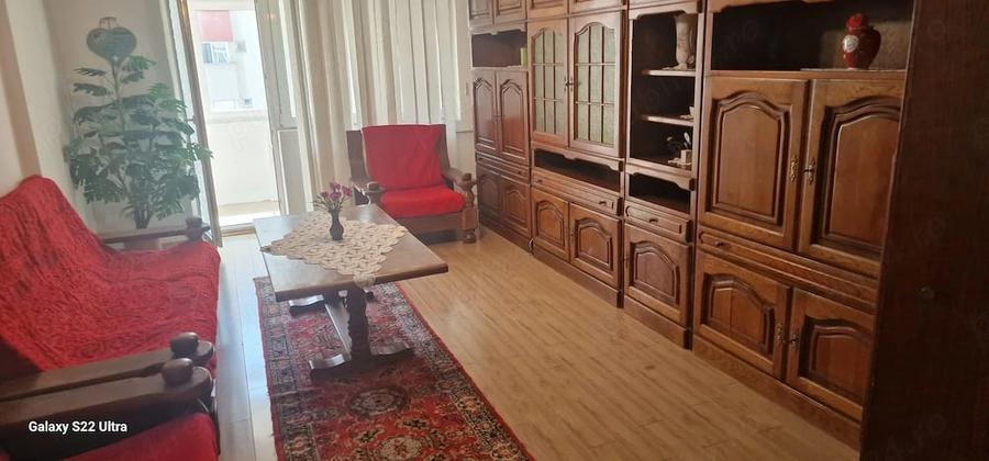 Apartament cu 2 camere decomandat în 1 Mai