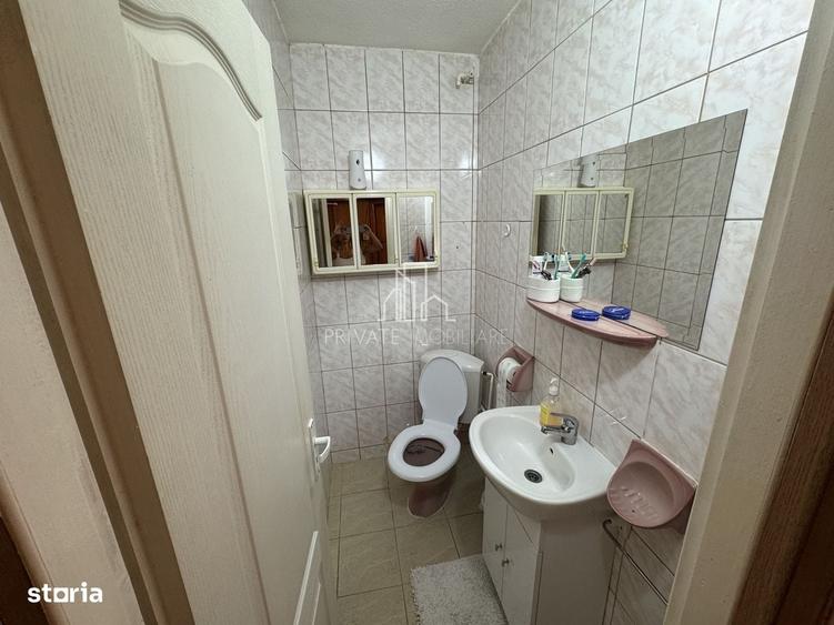Apartament cu 3 camere decomandat în Diamant