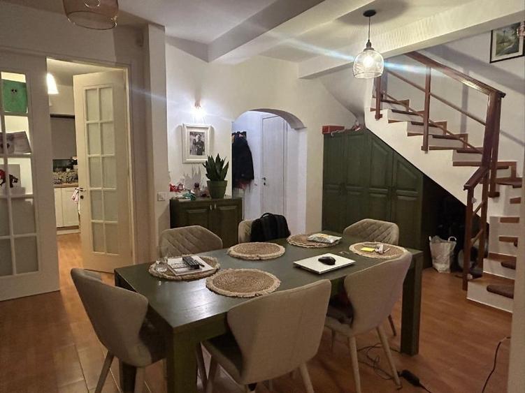 Duplex cu 5 camere cu Canalizare în Bucureștii Noi