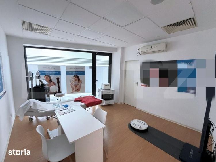 Spațiu comercial, de 200 mp, în Siloz