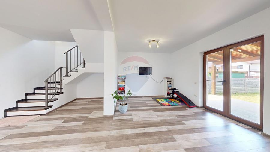 Casă individuală lângă Brașov + curte 300 mp | 0% comision | utilată | - 16