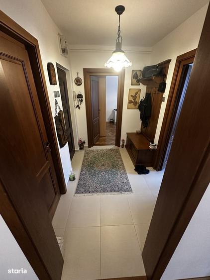 Apartament cu 3 camere în Ultracentral