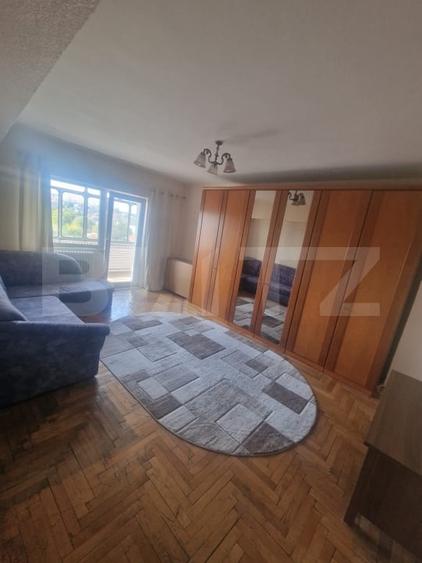 Apartament cu 3 camere decomandat, mobilat în George Enescu