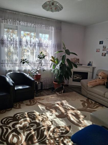 Casă cu 3 camere cu Teren 400 Mp în Central