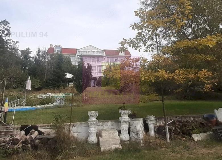 Casă cu Teren 3100 Mp în Băneasa
