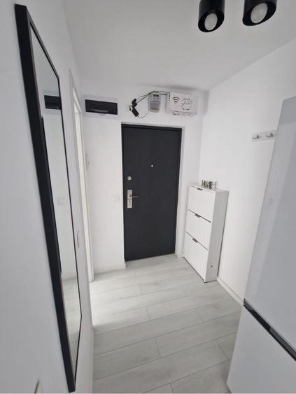 Apartament cu 2 camere decomandat, mobilat în Tomis Nord