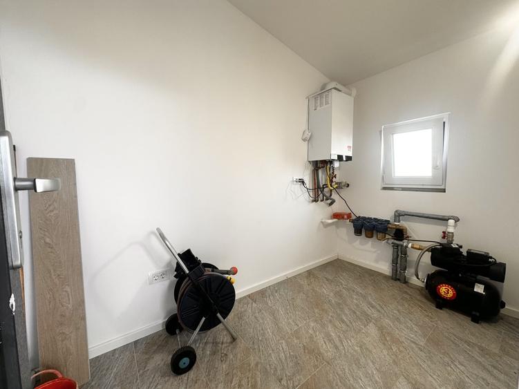 Duplex cu 3 camere cu Teren 351 Mp în Șag